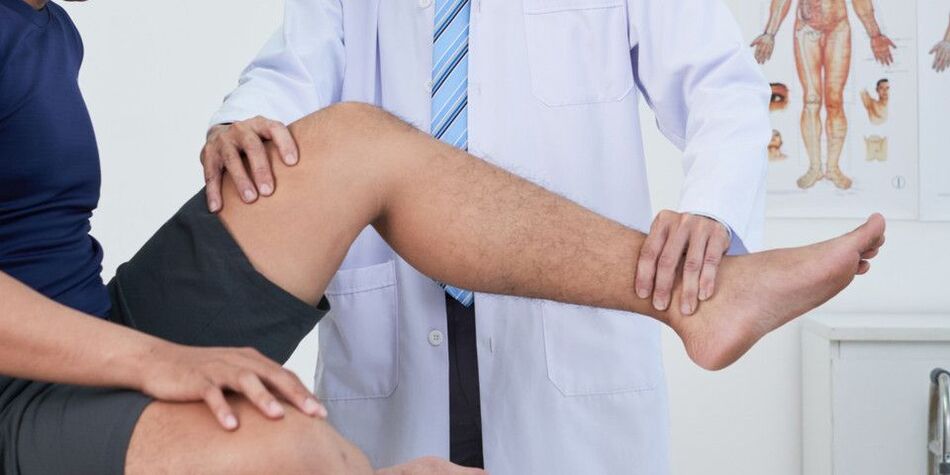 лекарски преглед на коленото