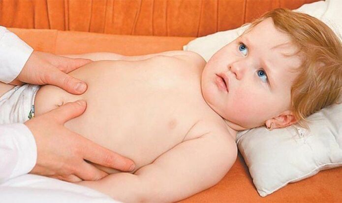 Детето е загрижено за болка во зглобот на колкот предизвикана од епифизиолиза